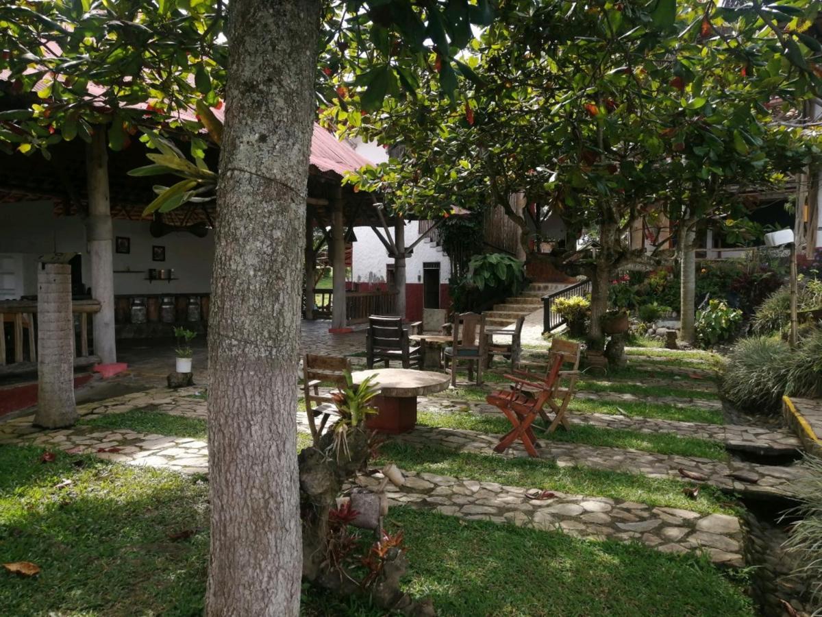 Finca Hotel Palmas Frente A Panaca Quimbaya Eksteriør bilde